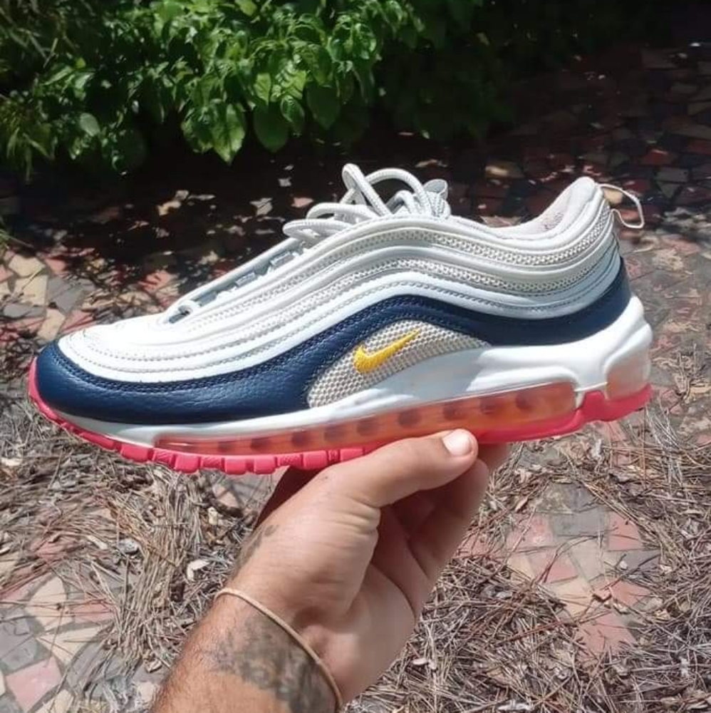 Nike Air Max 97 - Picture 2 of 4